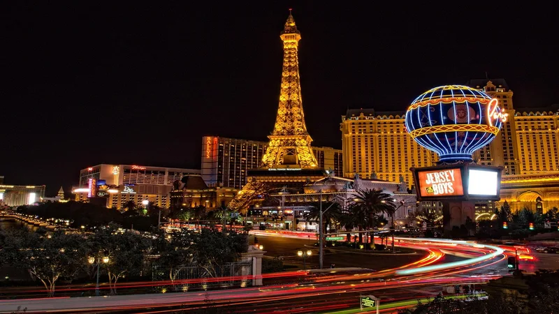 K8 cá cược app - Casino Trực Tuyến Uy Tín | las vegas,  eiffel tower,  buildings,  architecture,  illuminated,  city lights,  motion blur,  long exposure,  casino,  city,  cityscape,  downtown,  night,  gambling,  hotel,  usa,  night photography,  las vegas,  las vegas,  las vegas,  las vegas,  las vegas,  casino,  casino,  hotel